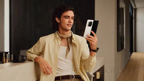 Geeknetic Le HUAWEI MATE X7 dévoile son design quelques jours après sa présentation, 3 coloris disponibles et design plus fin 3