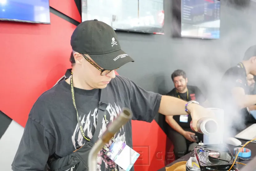 Geeknetic G.Skill atteint 13 322 MT/s avec sa mémoire DDR5, la vitesse la plus élevée enregistrée 2