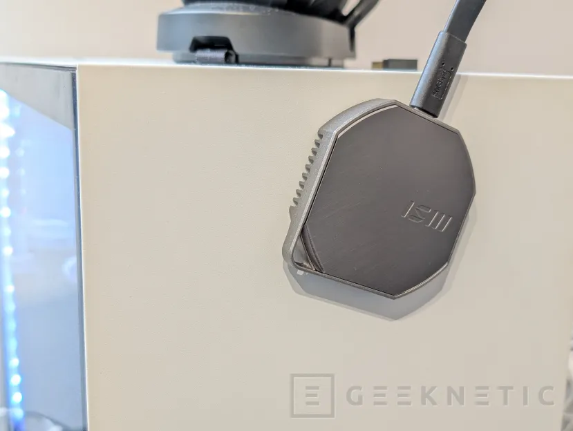 Geeknetic MSI DATAMAG 40 Gbit/s 2 To Examen 8