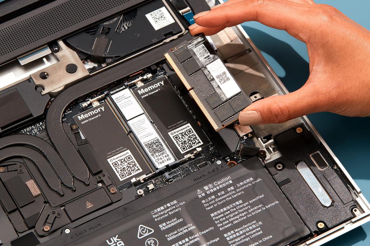 Framework arrête la vente de mémoire RAM dans son magasin et annonce bientôt une augmentation de prix