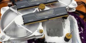 Record de mémoire DDR5, cette fois 13 530 MT/s ont été atteints avec la mémoire CORSAIR et les cartes GIGABYTE
