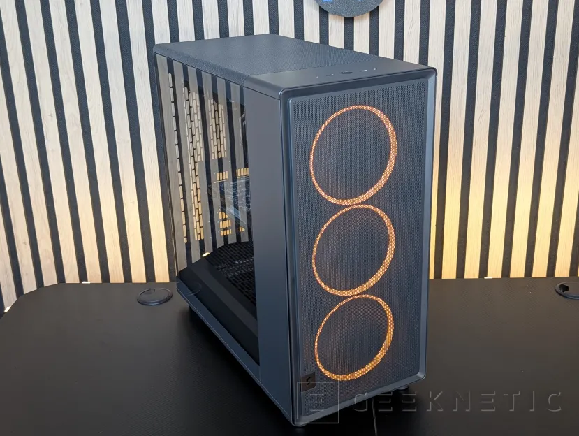 Geeknetic Fractal Design Epoch XL RGB Revue 3
