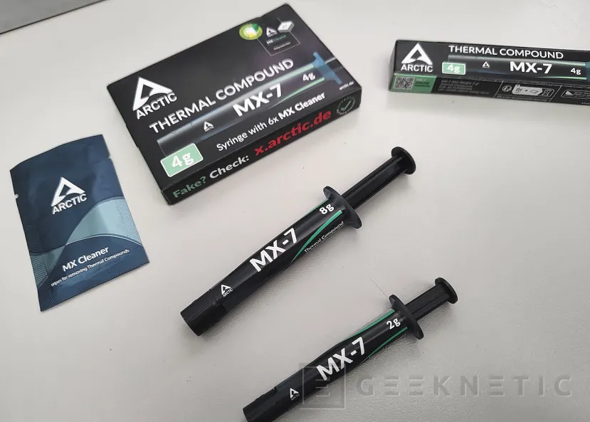 Pâte thermique Geeknetic Arctic MX-7 Review 2