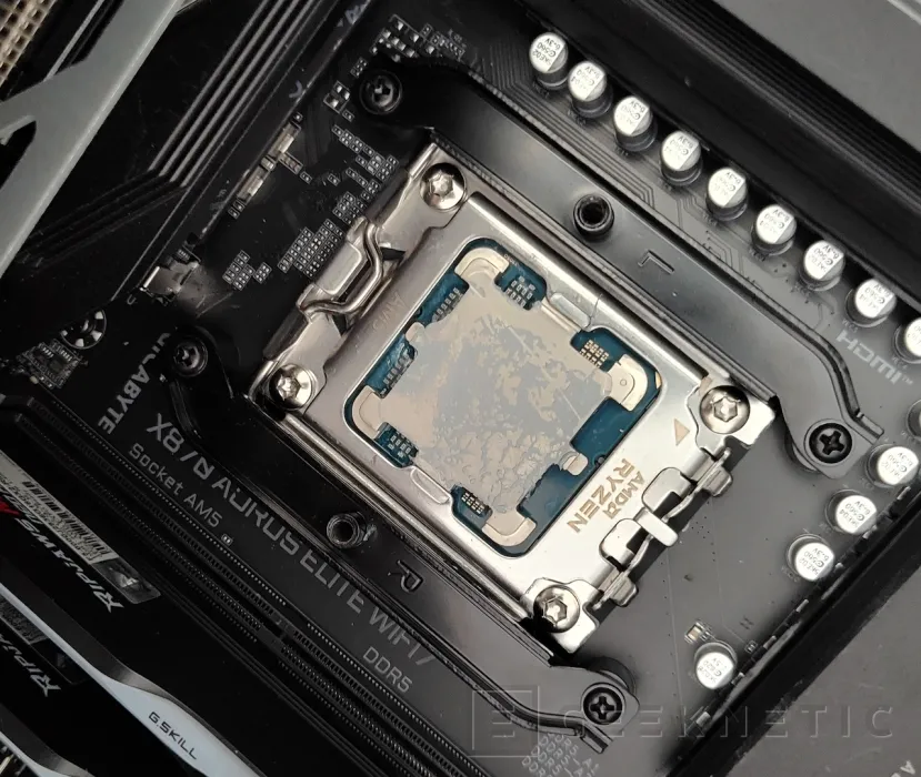 Pâte thermique Geeknetic Arctic MX-7 Review 5