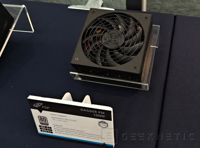 Geeknetic La nouvelle alimentation CANNON PRO 3300W FSP peut alimenter jusqu'à 6 RTX 5080 à la fois 4