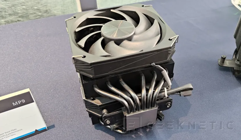 Les nouveaux dissipateurs thermiques de Geeknetic FSP et le RL AiO intègrent des écrans pour afficher la température du processeur 2