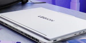 Lenovo présentera les nouveaux ordinateurs portables de jeu Legion 7a et 5a équipés de processeurs AMD Ryzen AI 400 lors du CES 2026