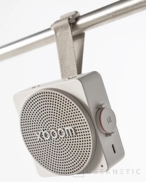 Geeknetic LG renouvelle la gamme xboom avant le CES avec quatre haut-parleurs différenciés, jusqu'à 35 heures d'autonomie et des fonctions intelligentes de son et lumière 3