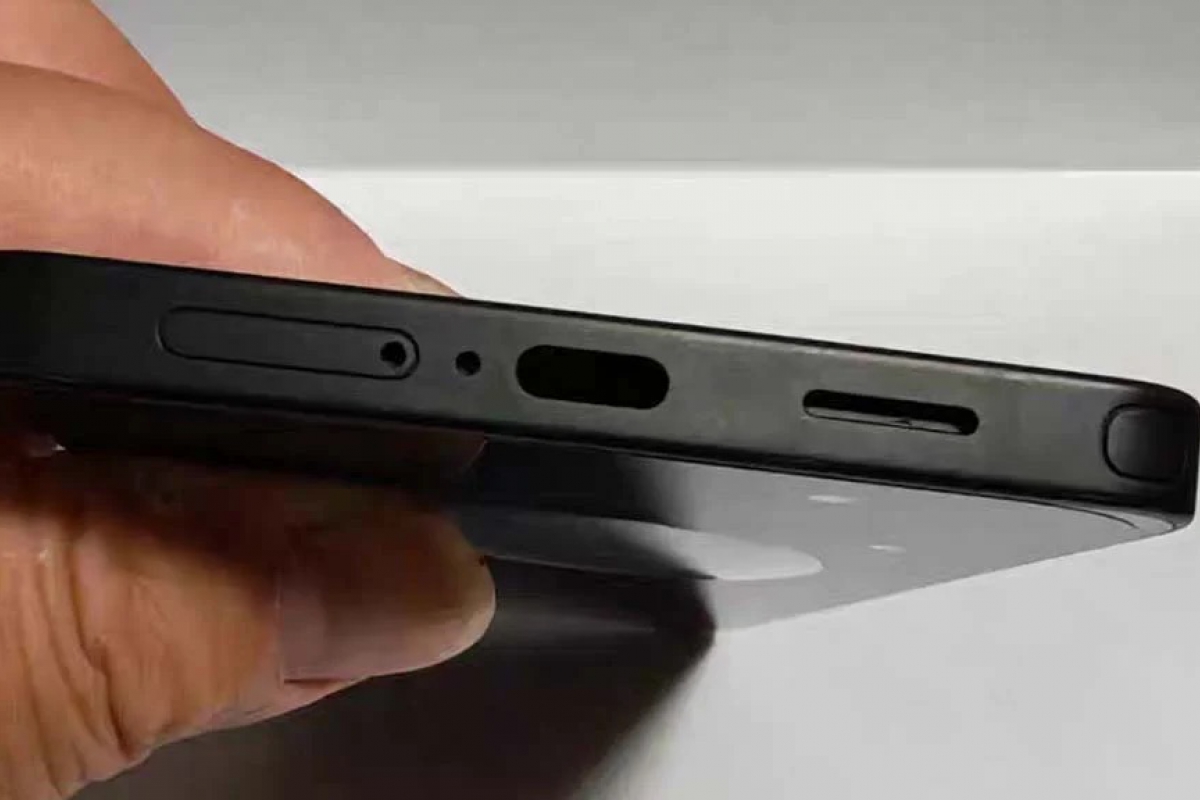 Le Galaxy S26 Ultra change le S-Pen : un nouveau design incurvé qui anticipe les ajustements internes et renforce l'engagement de Samsung à simplifier le crayon