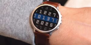 Élégant, circulaire et doté d&rsquo;un affichage e-paper : Pebble Round 2 ressuscite l’emblématique Time Round