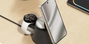 La nouvelle station de chargement sans fil 3-en-1 de Belkin est compatible avec toutes les montres intelligentes