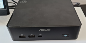 Les nouveaux ASUS NUC accueillent la nouvelle génération de processeurs Intel Core Ultra X9 et Ryzen AI 400