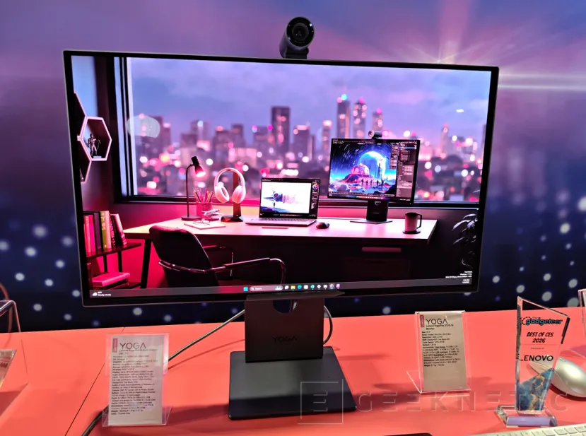 Geeknetic Du clavier qui se recharge à la lumière de l'ampoule à l'écran enroulable : les concepts et périphériques du Lenovo 3