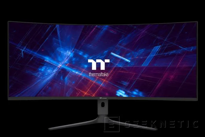 Geeknetic Thermaltake présente de nouveaux moniteurs au CES, résolution 4K et format double mode ou super ultra large avec panneau OLED 3