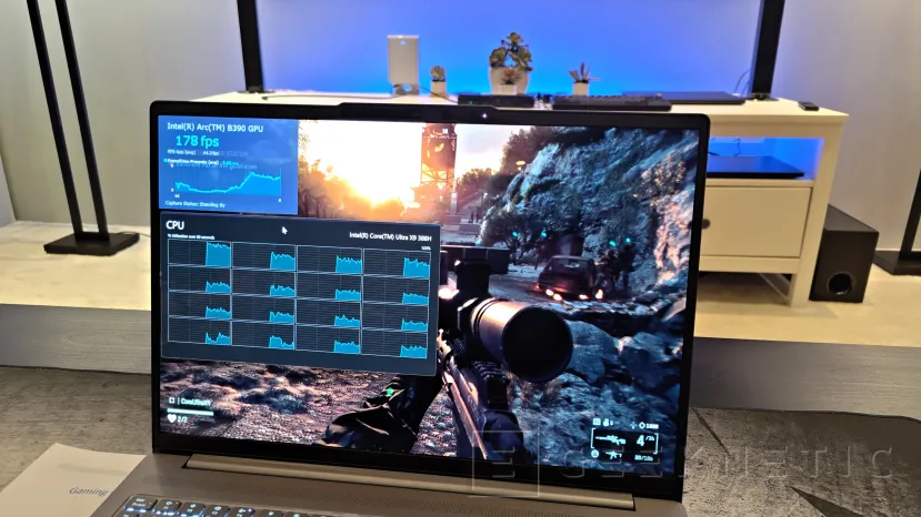 Geeknetic Avec l'Intel Panther Lake et l'Arc B390 vous pouvez même jouer sur batterie : ils conservent les mêmes performances que branchés sur secteur 3
