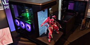 Cooler Master ajoute 3 versions de son boîtier MasterFrame 360, écran miroir ou écran LCD pour afficher les éléments de votre collection