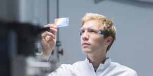 Kioxia affirme que la production de mémoire pour 2026 est déjà vendue, en 2026 la pénurie de disques SSD bon marché commencera