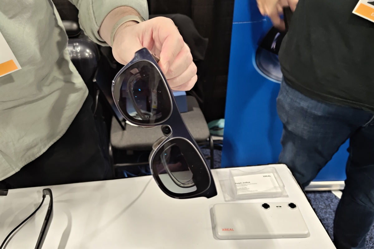 Les nouvelles lunettes intelligentes de XREAL apportent une surprise : une connexion directe à votre Nintendo Switch 2 et un meilleur écran pour moins d'argent