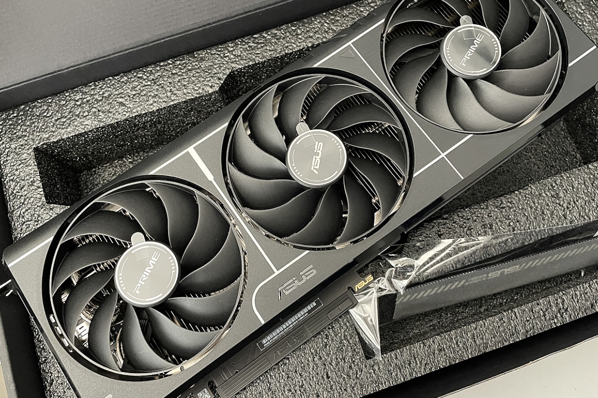 NVIDIA donnera la priorité à la fabrication des RTX 5060 et RTX 5060 Ti avec 8 Go de VRAM en 2026
