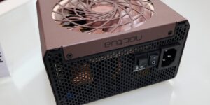 Noctua retarde d&rsquo;un quart le lancement de plusieurs produits, dont sa fontaine Seasonic PRIME PX Noctua Edition