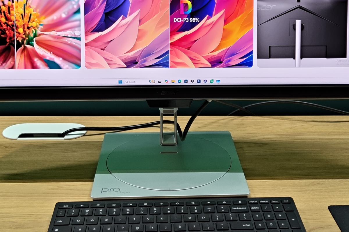 Résolution 6K et DisplayPort 2.1 sur le moniteur professionnel Acer ProDesigner PE320QX