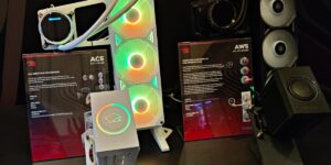 iBuyPower met à jour son refroidissement avec le refroidissement liquide AW5 avec écran intégré et le refroidisseur d&rsquo;air AC5