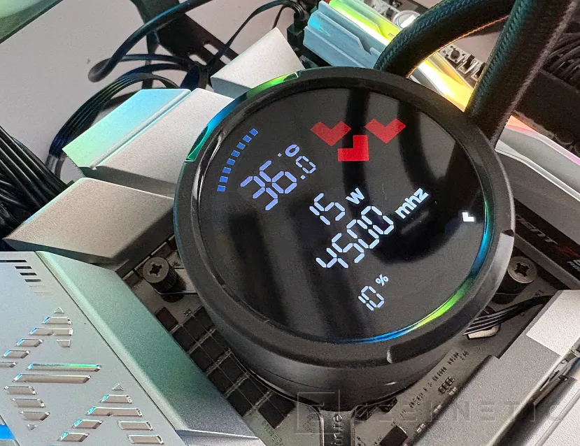 Geeknetic Levelplay COMBAT LIQUID 360 HUD Revue 2