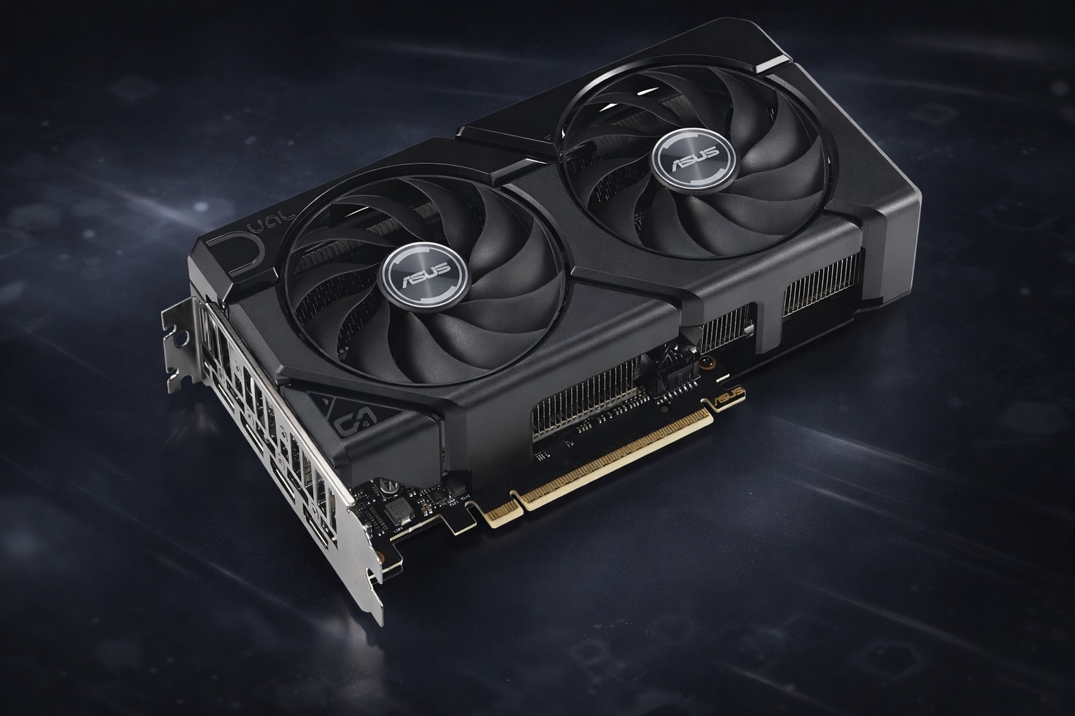 ASUS réduit son RTX 5070 Dual : la version EVO arrive avec un dissipateur thermique plus court et mieux adaptée aux boîtiers compacts