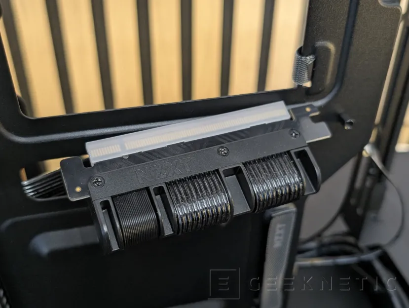 Examen du flux Geeknetic NZXT H2 14