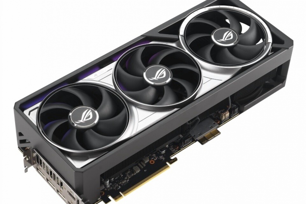Un nouveau BIOS apparaît pour l'overclocking sur l'ASUS RTX 5090 ROG Astral qui offre jusqu'à 2 000 W de puissance