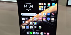 Le HONOR Magic V6 pliable apparaît aux portes du MWC avec une énorme batterie de 6 660 mAh