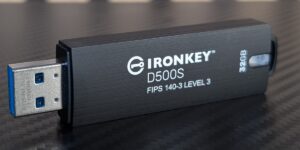Examen du Kingston IronKey D500S 32 Go