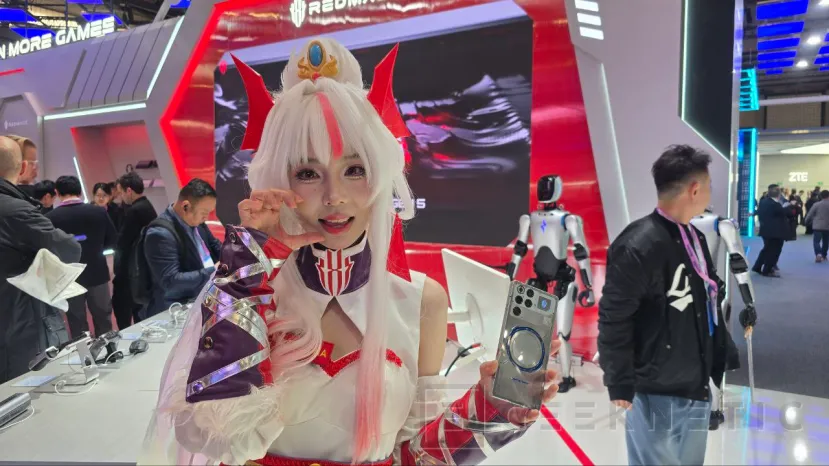 Geeknetic Le Redmagic 11 Pro offre un design à dos plat et des fonctionnalités haut de gamme pour les jeux 3