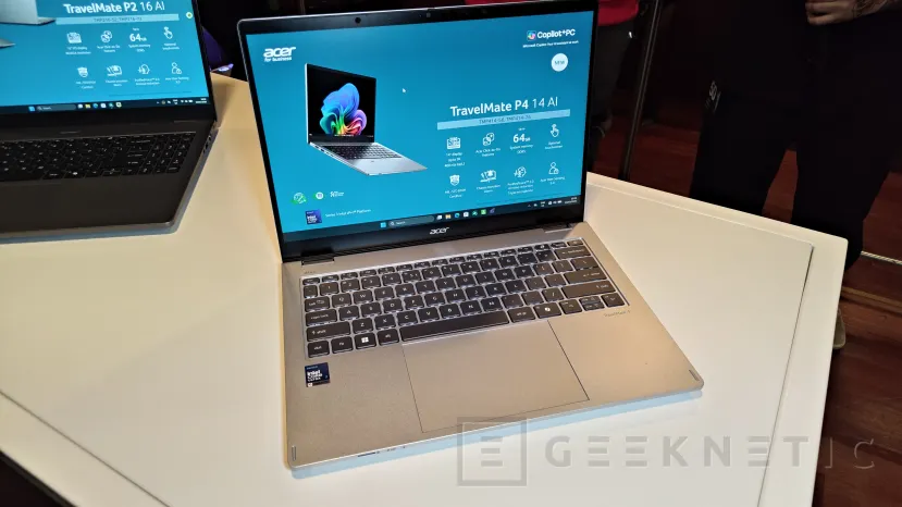 Geeknetic Acer renouvelle ses ordinateurs portables professionnels TravelMate avec processeurs Intel Core Ultra Series 3 et compatibilité avec Copilot+ 2