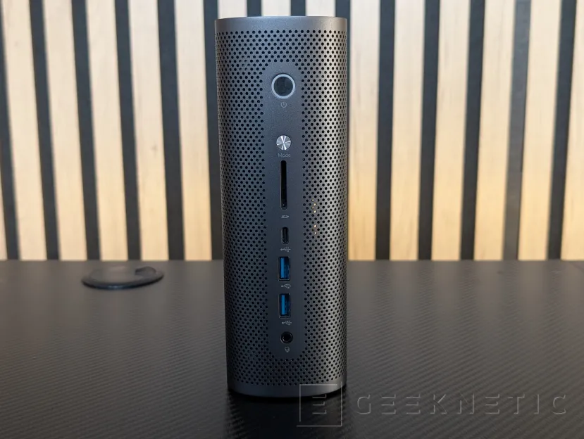 Examen de la mini station de travail Geeknetic Acer Veriton RA100 AI 36