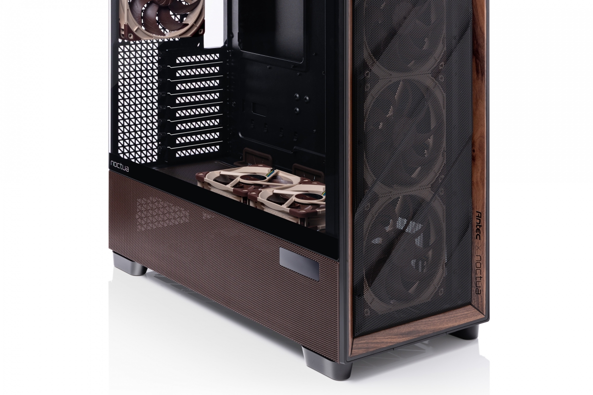 Nouvelle édition Antec Flux Pro Noctua avec ventilateurs G2 et jusqu'à 8 dB de bruit en moins