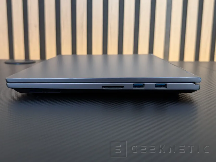 Geeknetic PCSpecialiste 14