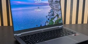 Examen PCSpecialist 14&Prime; Lafité AI AMD