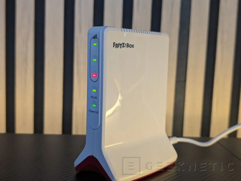 Test de la FRITZ!Box 6825 4G de Geeknetic 3