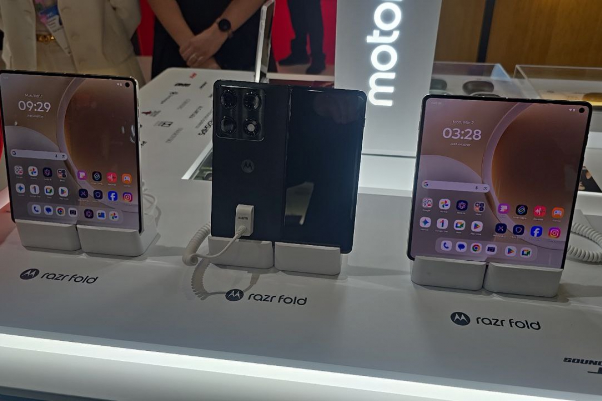 Motorola présente le razrfold au MWC 2026, un pliable à 2000 euros avec le meilleur système de caméra du segment selon DXOMARK