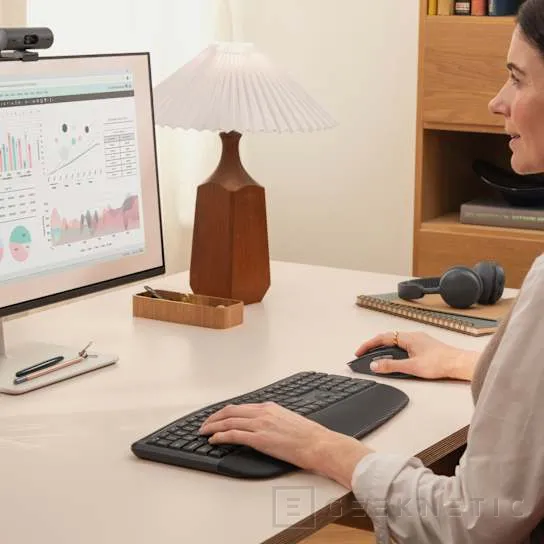 Geeknetic Logitech présente la souris Signature Comfort Plus M850 L avec support rembourré 3
