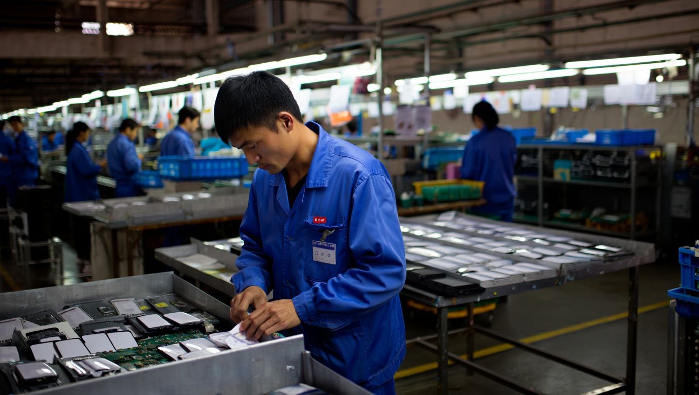« Dʼici 2030 plus aucun smartphone ne sera assemblé en Chine » : la prédiction dʼun analyste du secteur