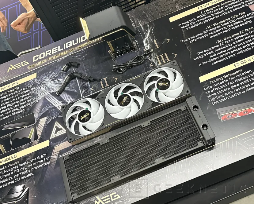Geeknetic MSI développe son AIO le plus spectaculaire avec le nouveau MSI MEG Coreliquid E15 : écran OLED avec rotation à 110 degrés, pour une meilleure visualisation et système 2