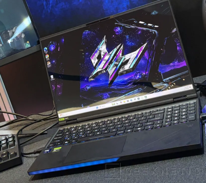Geeknetic Acer présente le Predator Helios 18 AI : RTX 5090, jusqu'à 256 Go de RAM et écran bi-mode 4K@120 et FHD@240 2