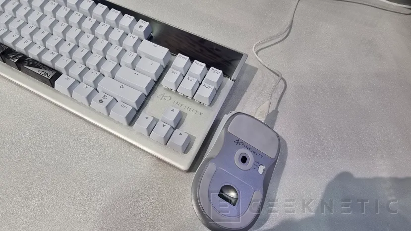 Geeknetic GIGABYTE présente ses nouveaux AORUS K10 INFINITY et M10 INFINITY 3 au Computex 2026