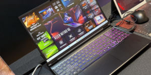 Acer Nitro 16 : c&rsquo;est le premier ordinateur portable de la marque à profiter de la technologie AMD 3D V-Cache avec le Ryzen 9 9955HX3D