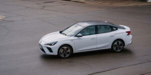 Nouvelle MG4 électrique (2026): la citadine chinoise revoit son autonomie à la hausse