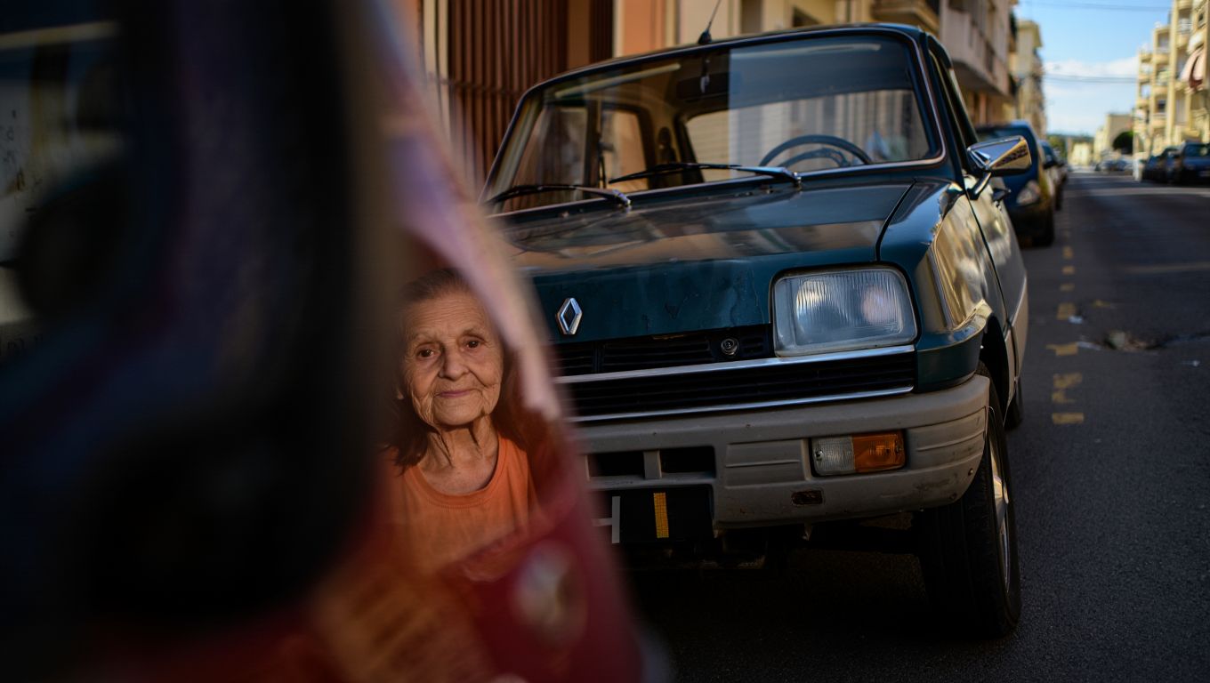 À 74 ans Denise a parcouru 600 000 km avec la même Renault 5 achetée neuve en 1984