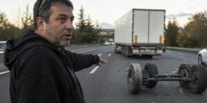 « Jʼai vu la remorque se détacher devant moi » : ce routier raconte le carambolage évité sur lʼA7