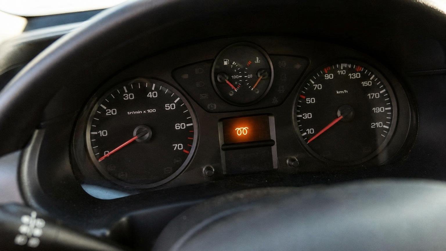 Le voyant de préchauffage qui clignote annonce une panne à 2 000 euros sur un diesel